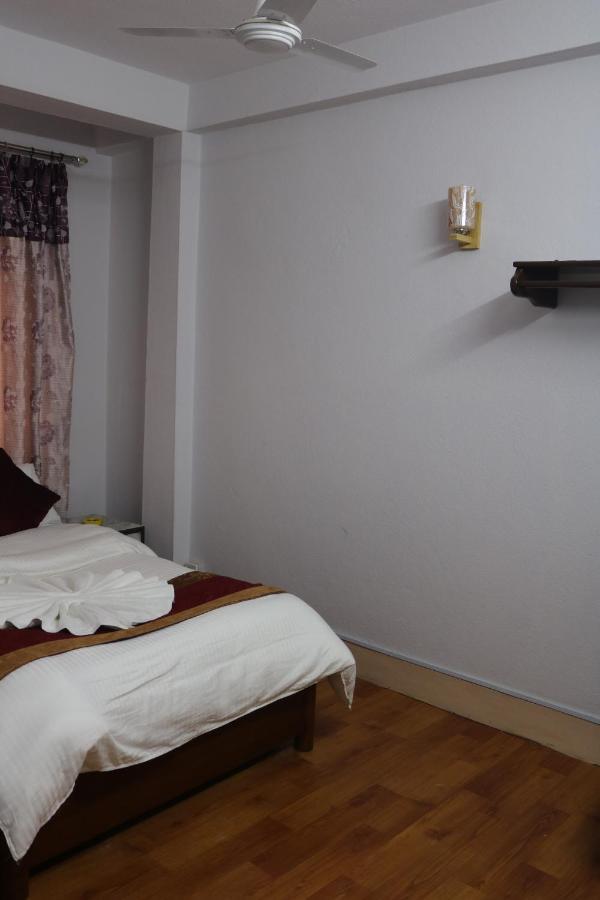 Om Tara Guest House Pvt Ltd Kathmandu Exterior foto