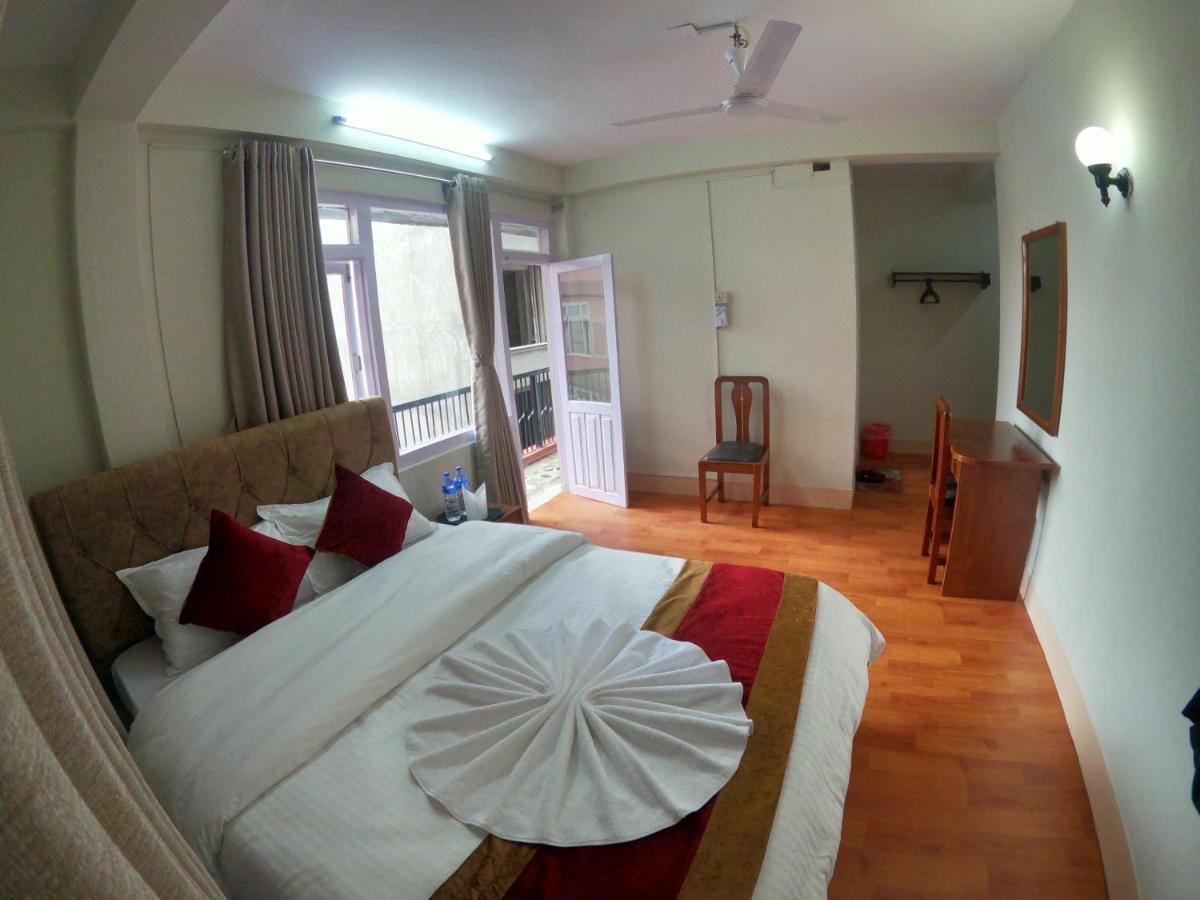 Om Tara Guest House Pvt Ltd Kathmandu Exterior foto