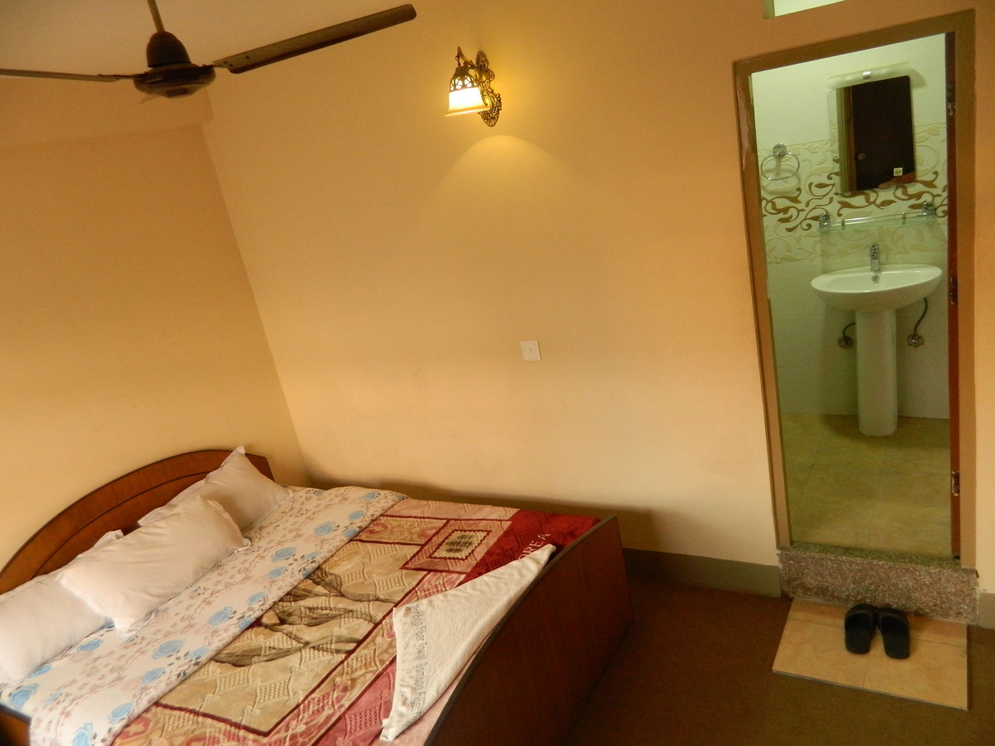 Om Tara Guest House Pvt Ltd Kathmandu Exterior foto