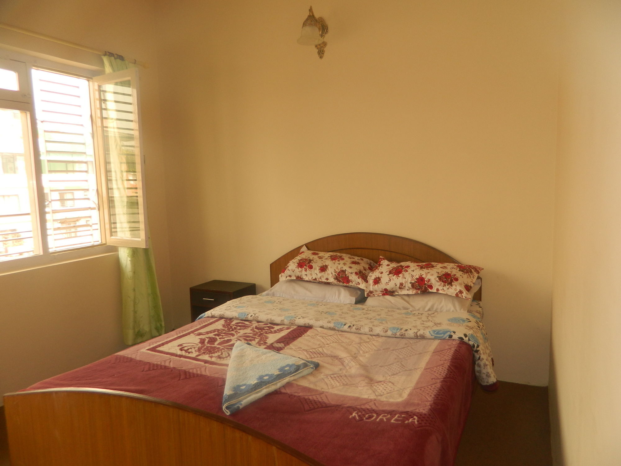 Om Tara Guest House Pvt Ltd Kathmandu Exterior foto